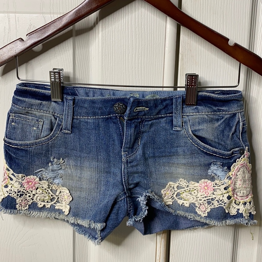 Vanilla star jean short embroidery size 1